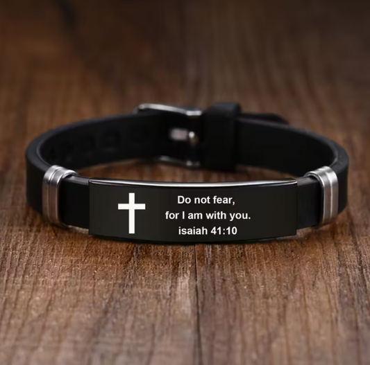Bracelet pour homme en acier inoxydable avec verset biblique – “Ne crains rien, car je suis avec toi”