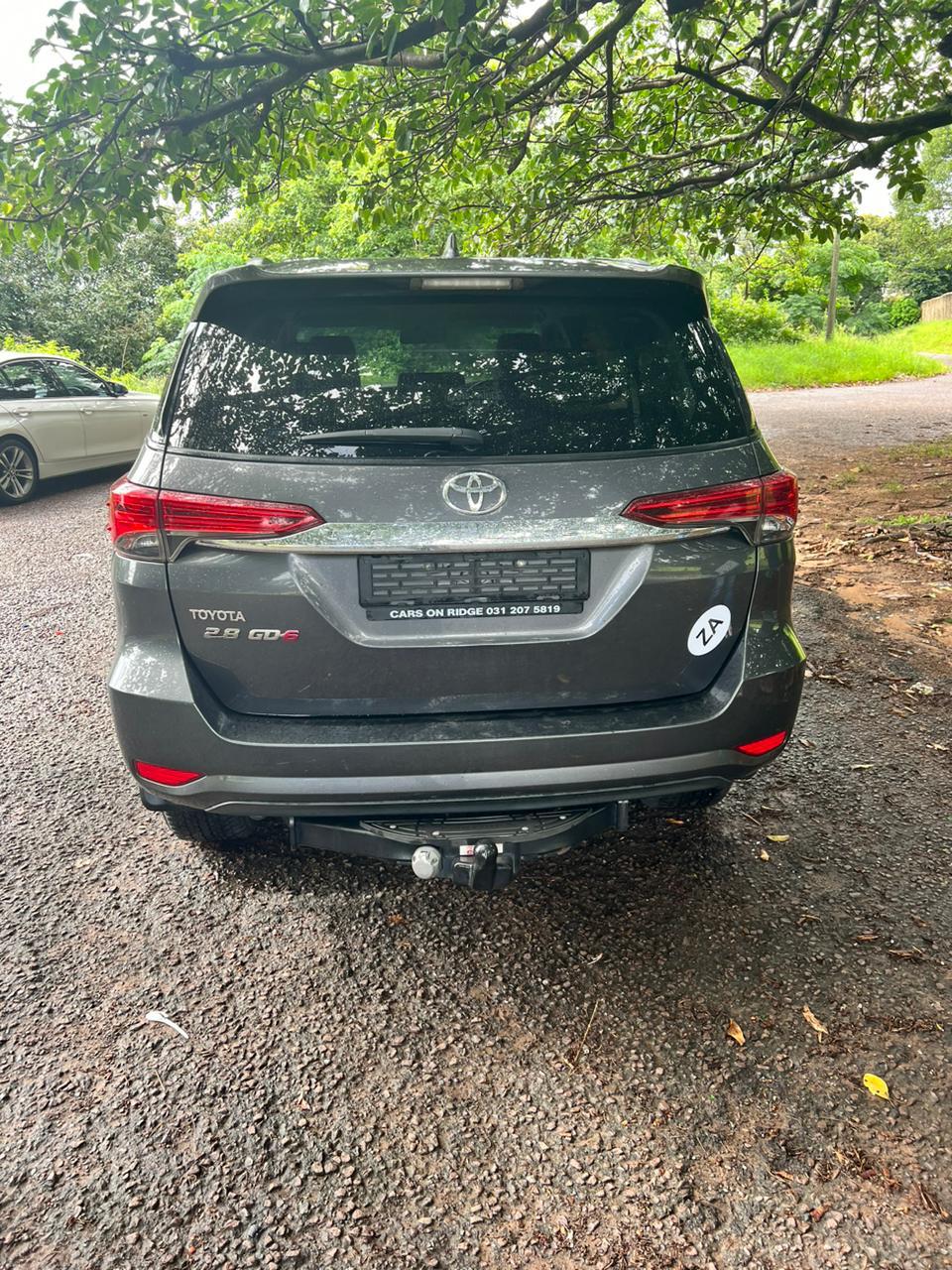 Fortuner Gris