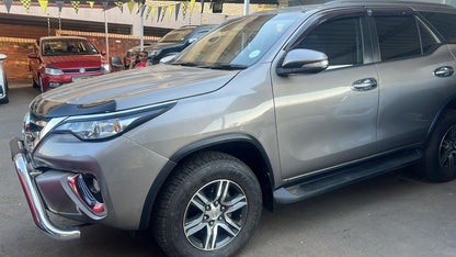 Fortuner Gris