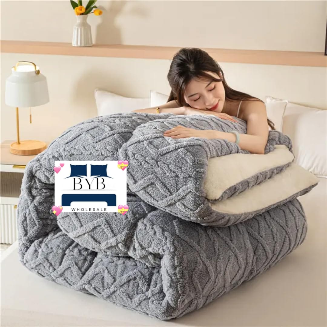 5 pieces - 1 Duvet et 4 Oreillers